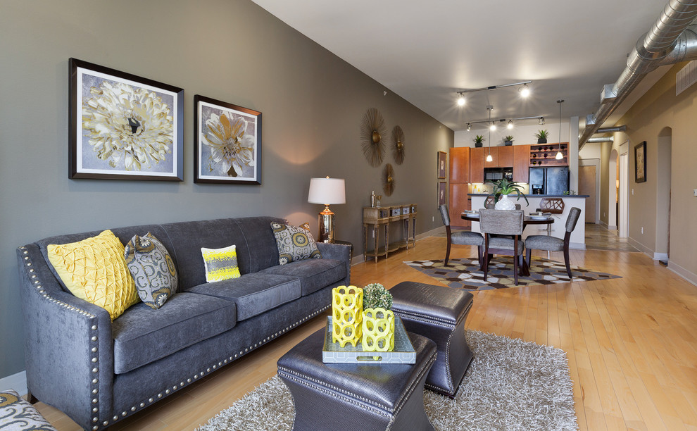 Trendy living room photo in Houston with gray walls