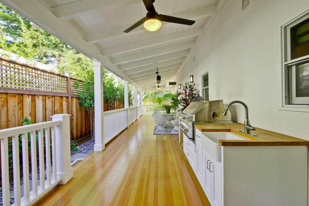 Example of a transitional deck design in San Francisco