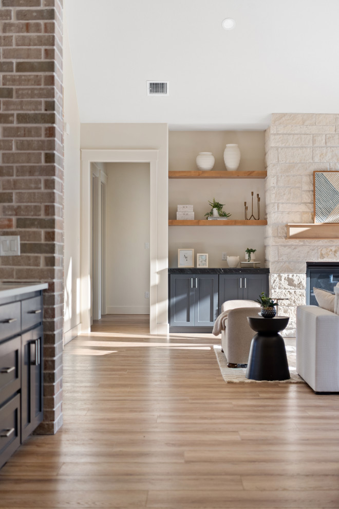 Project Saddle & Stone