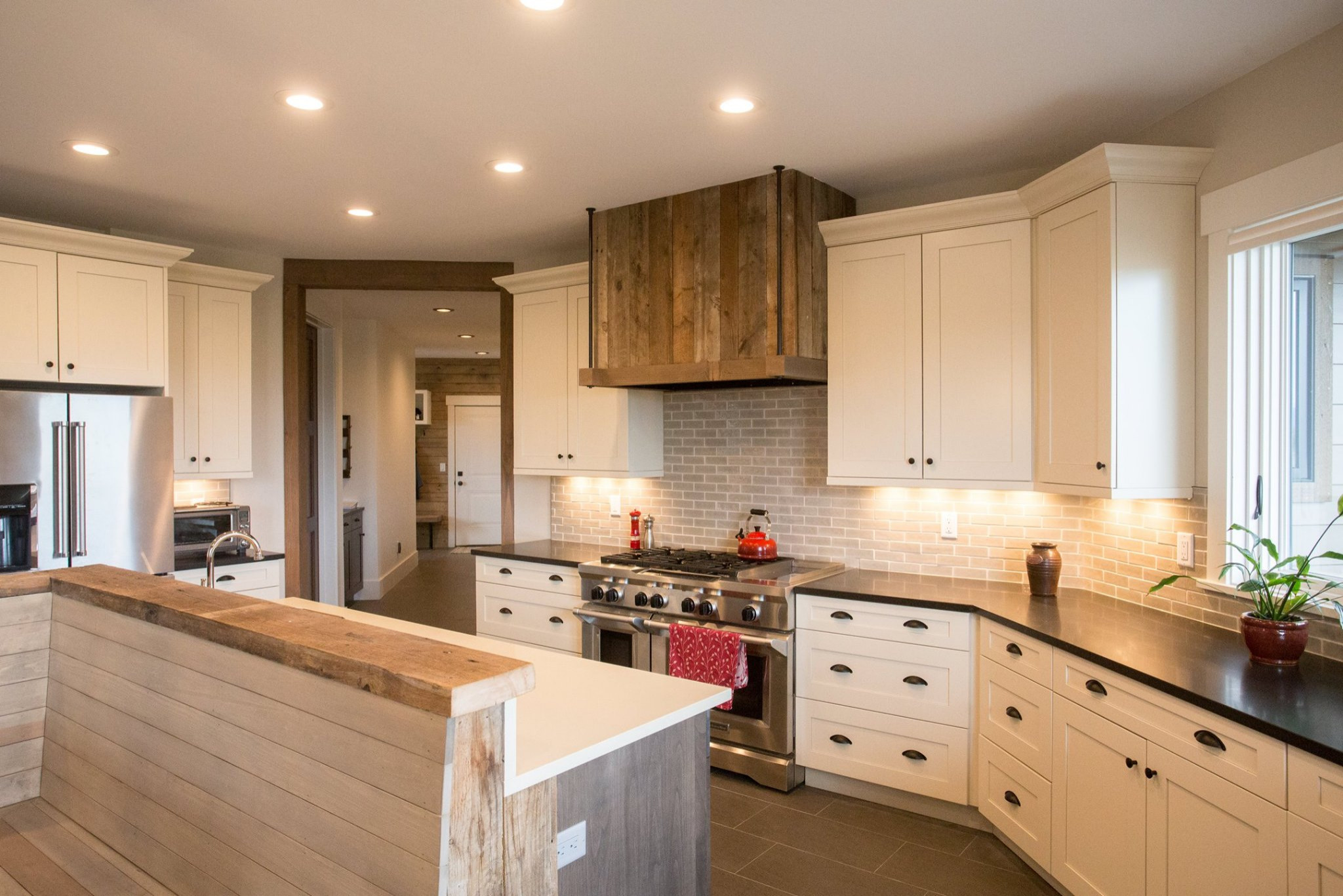 Banquette and Range Hood by Black Diamond