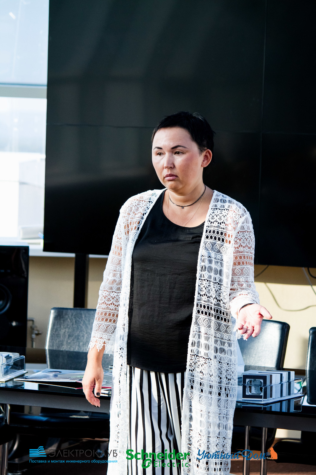 Круглый стол "Волга-плаза" САМАРА