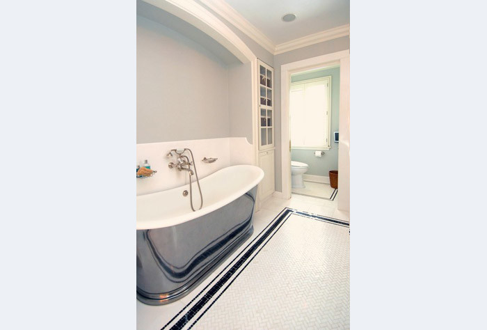 Inspiration for a transitional bathroom remodel in Miami