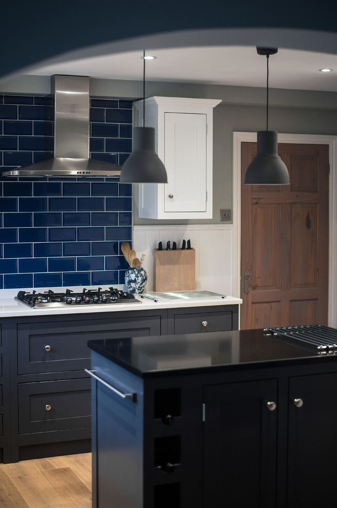 Inspiration for a small traditional kitchen in Gloucestershire with with island.