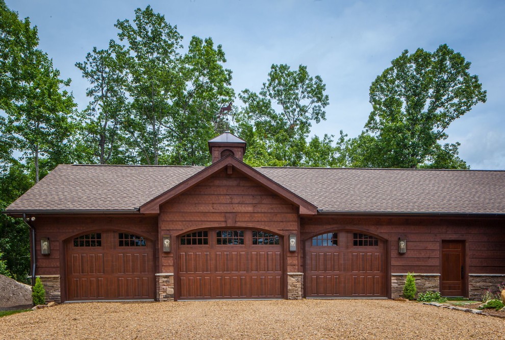 Garage - rustic garage idea
