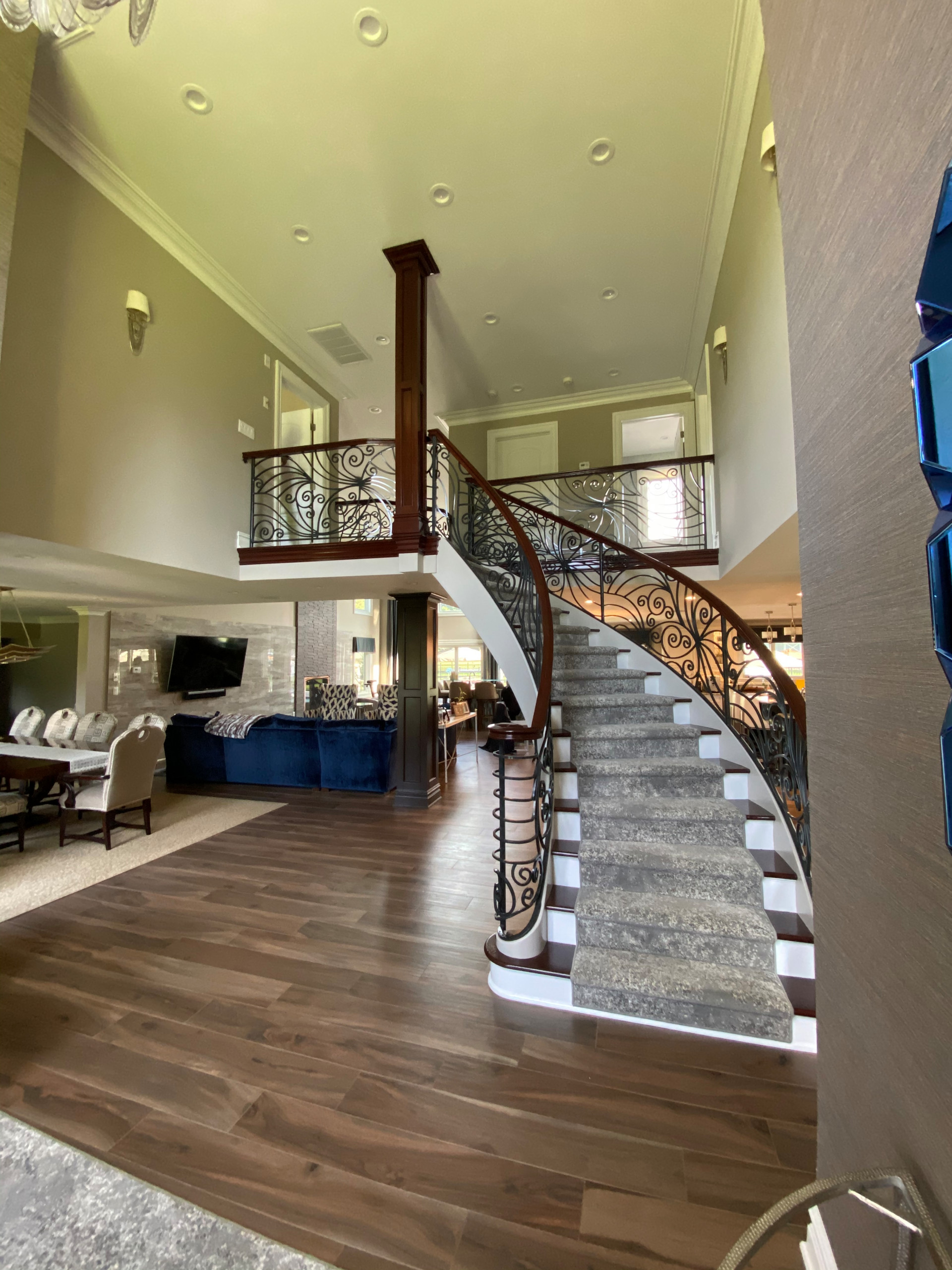 COMPLETE HOME RENOVATIONS YOU DREAM IT WE BUILD IT -
