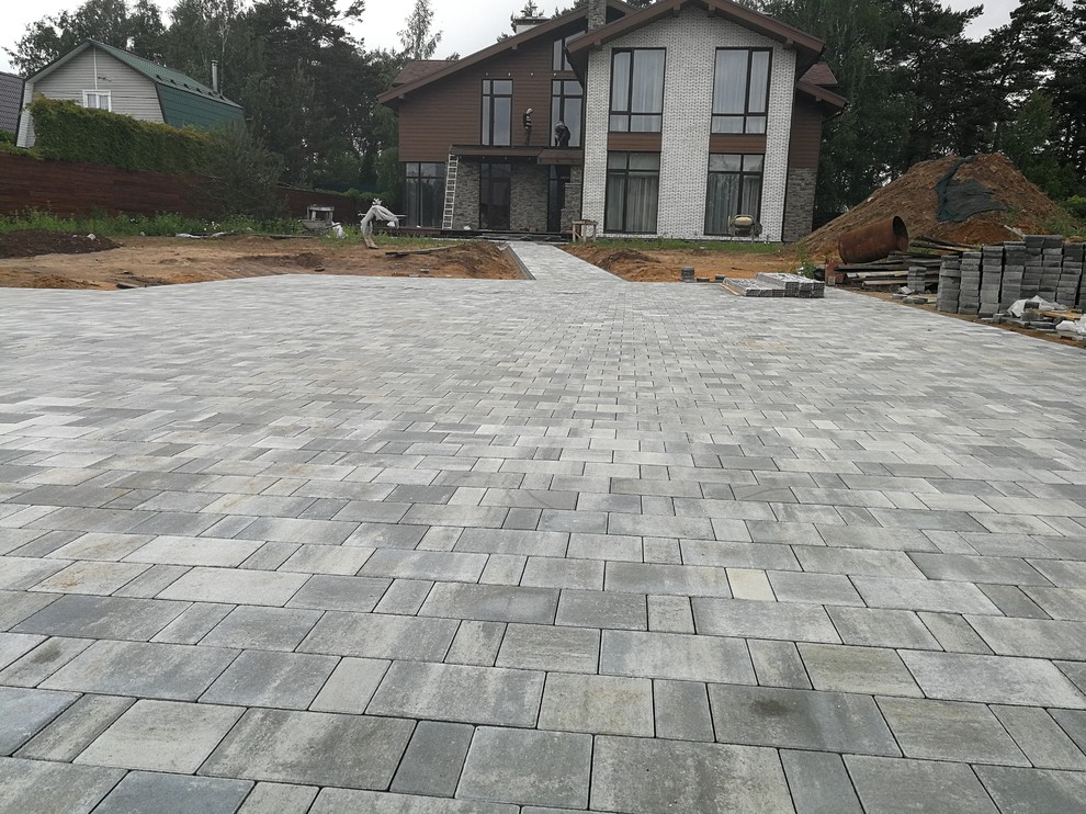 Укладка тротуарной плитки "старый город"