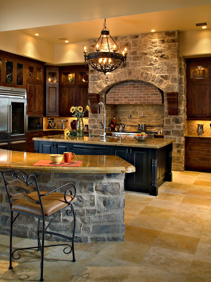 Kitchen - rustic kitchen idea in Phoenix