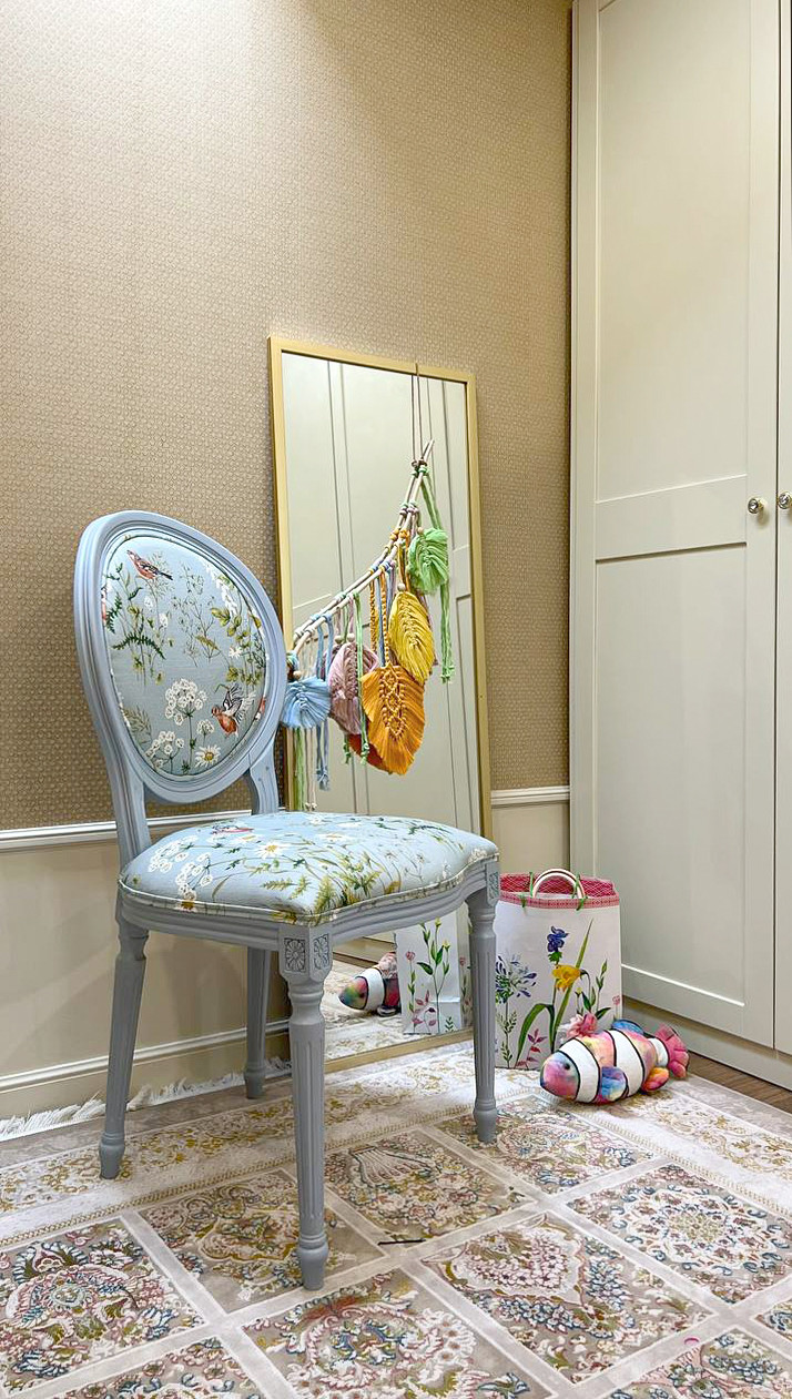 Реновация интерьера дома для семьи с тремя детьми.