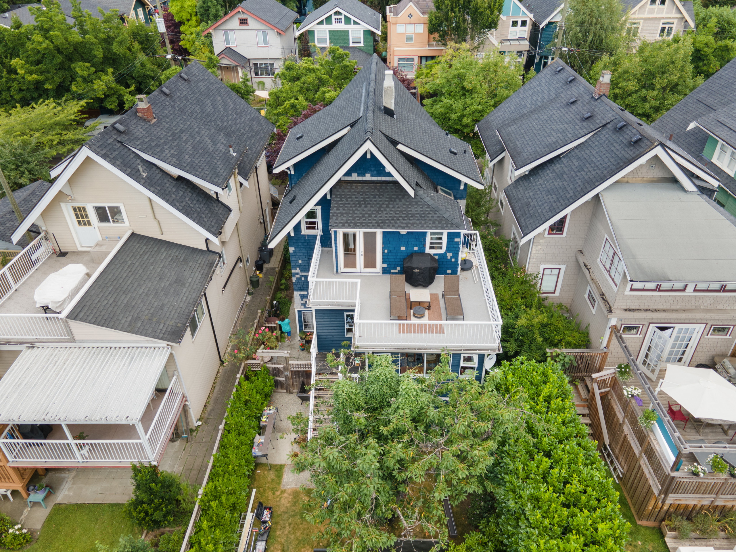 Rooftop Deck Renovation (Before)