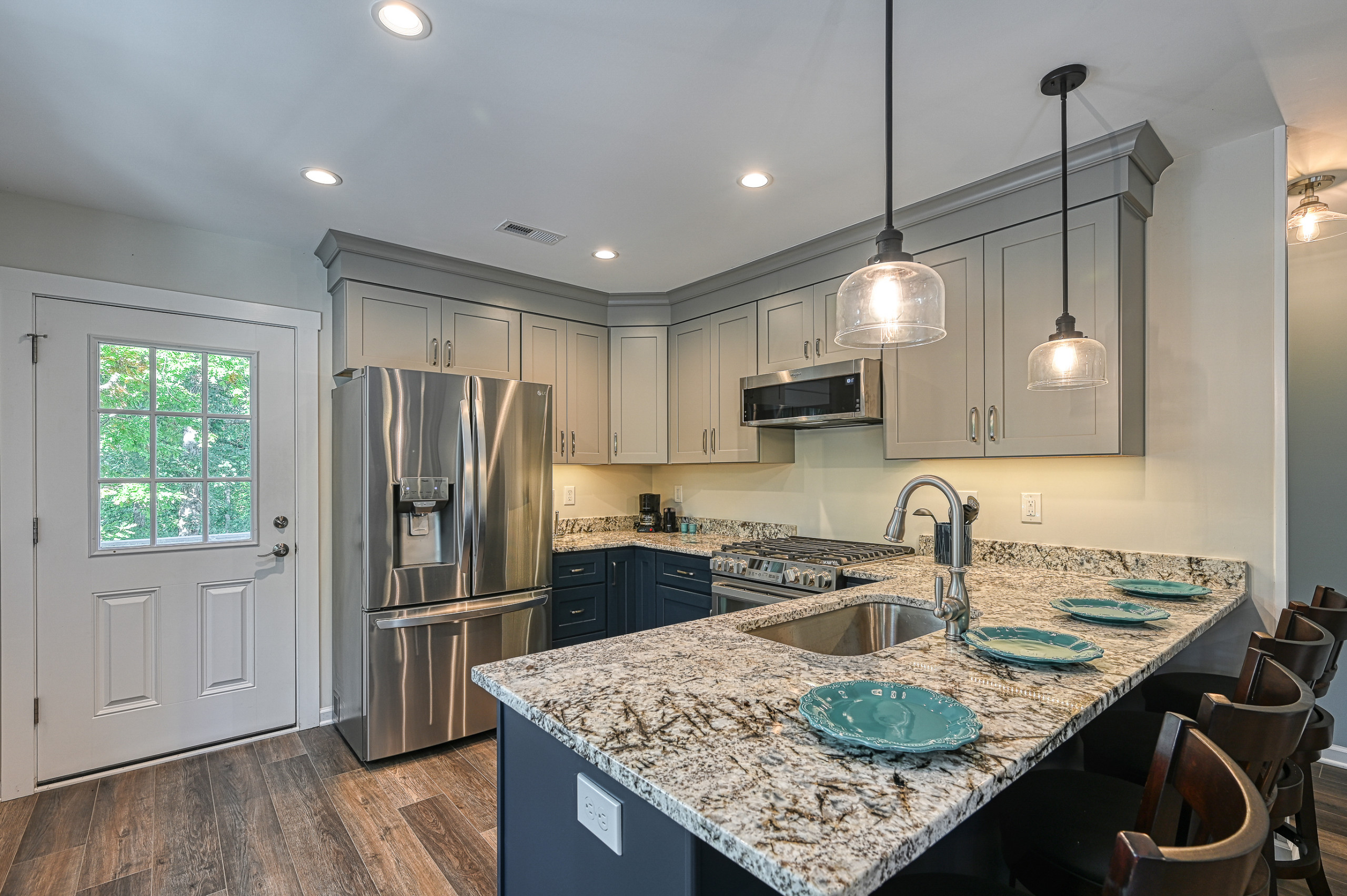 Malloy Kitchen/Countertops/Cabinets