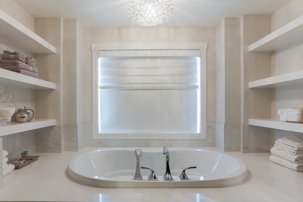 Inspiration for a transitional bathroom remodel in Calgary