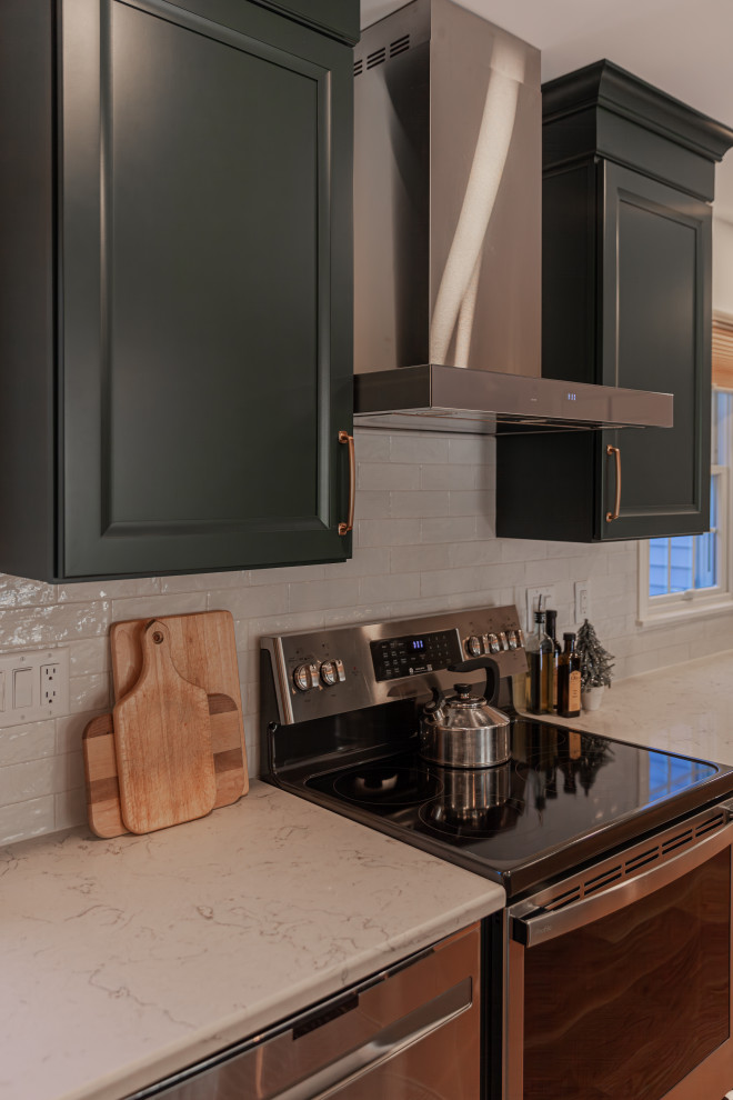 Kitchen - transitional kitchen idea