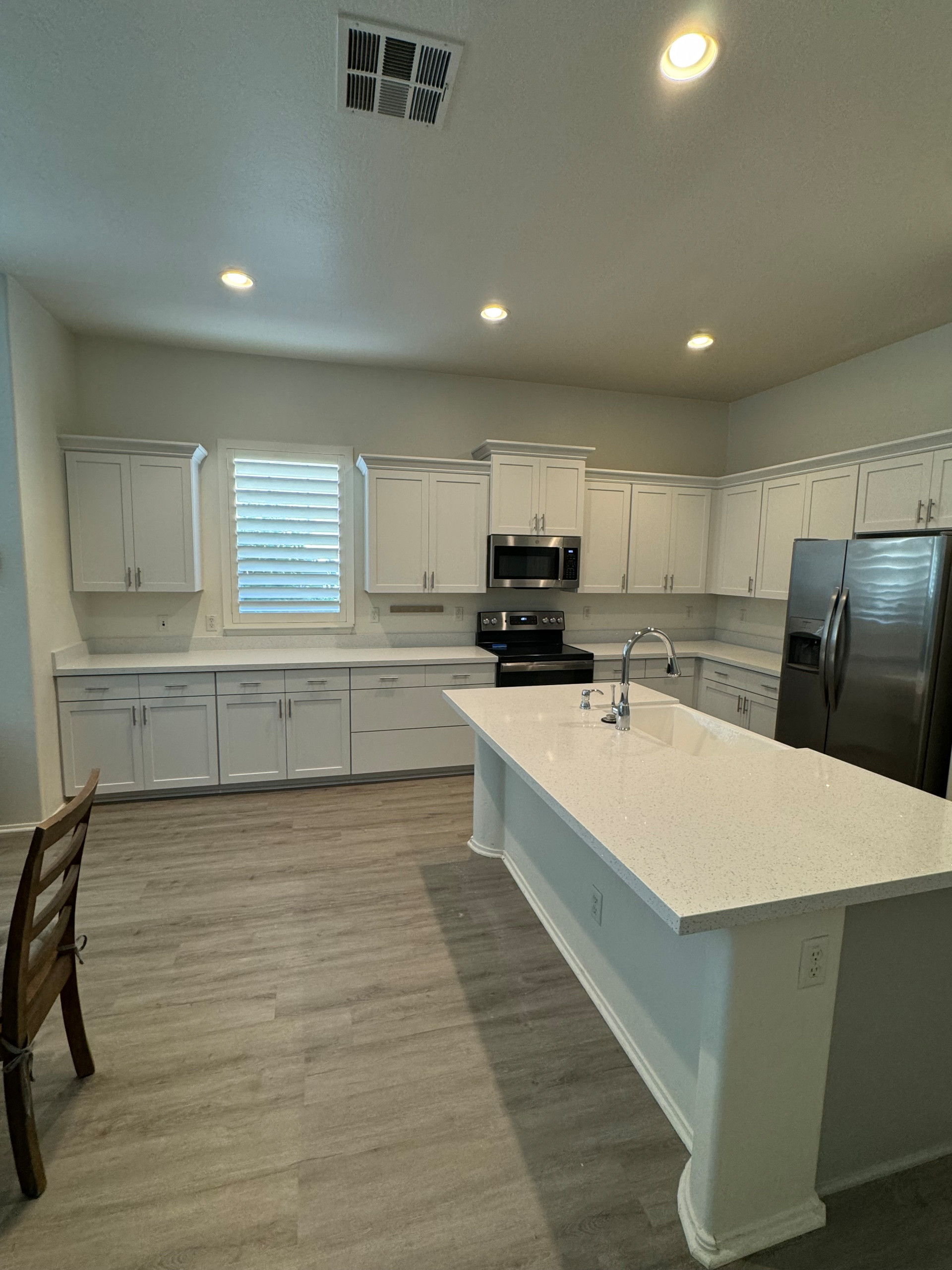 Kitchen and Bathroom White Shaker Reface