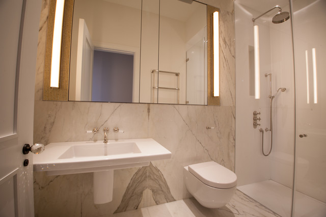 Hyde Park, London bathroom