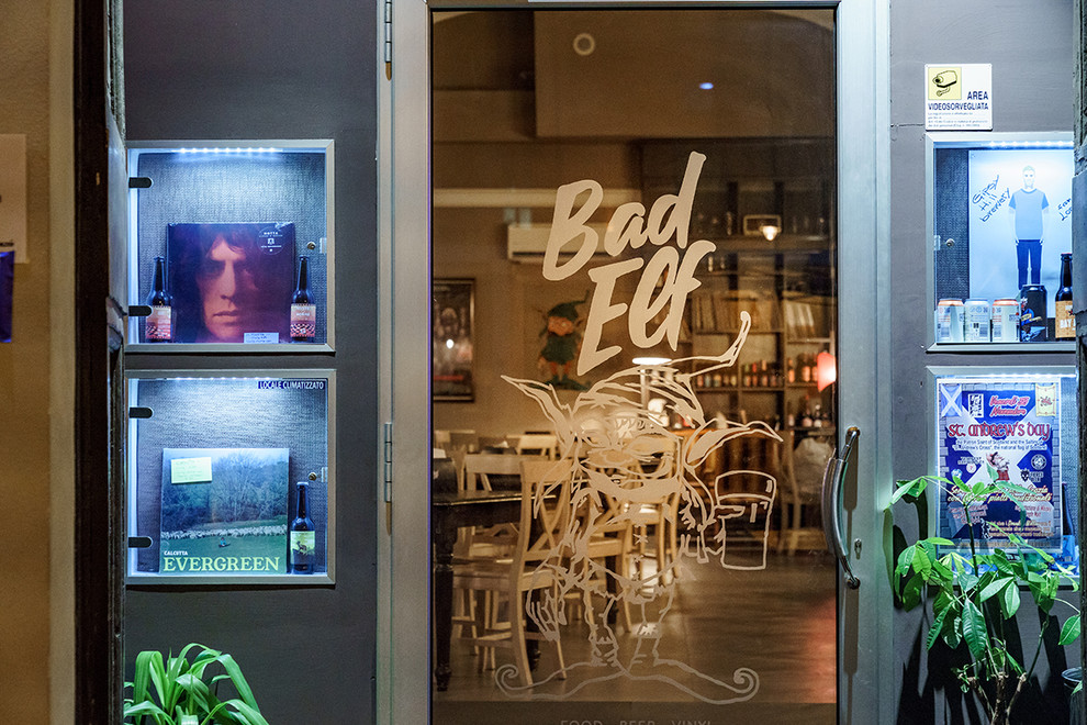 Bad Elf pub
