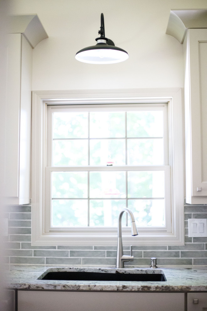 Home design - transitional home design idea