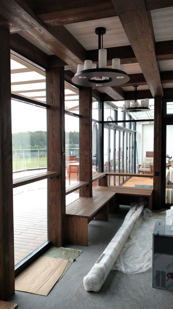 Брашированная лиственница в отделке дома