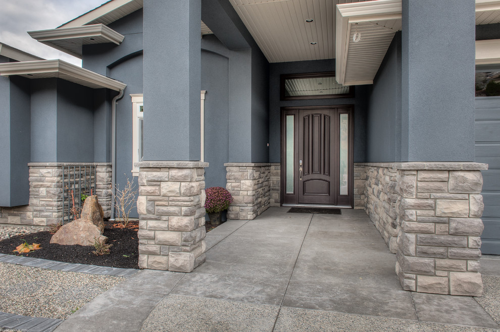 This is an example of a traditional entryway in Salt Lake City.
