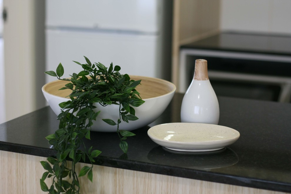 Photo of a scandinavian kitchen in Canberra - Queanbeyan.