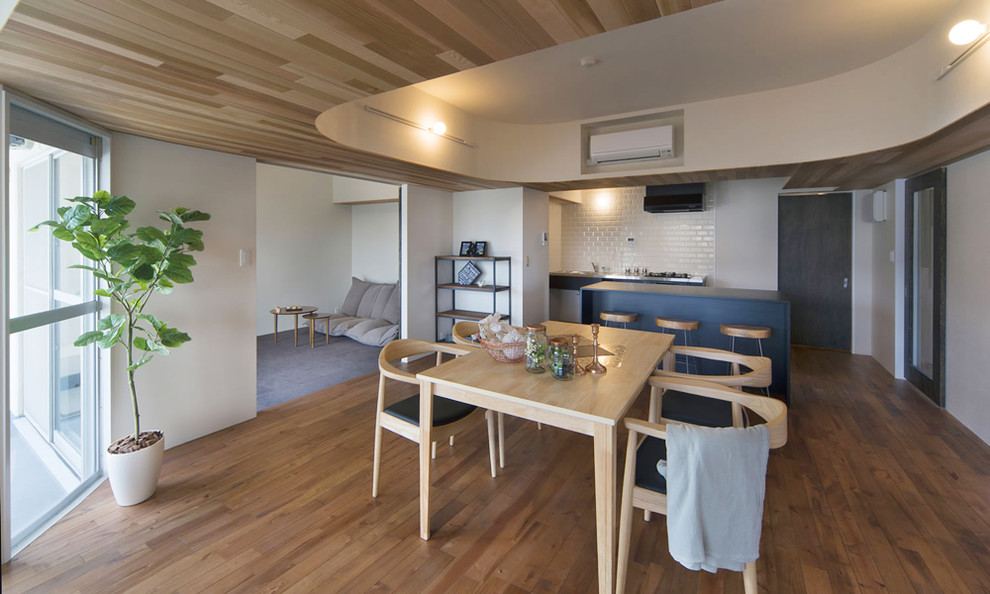 Design ideas for a living room in Yokohama.