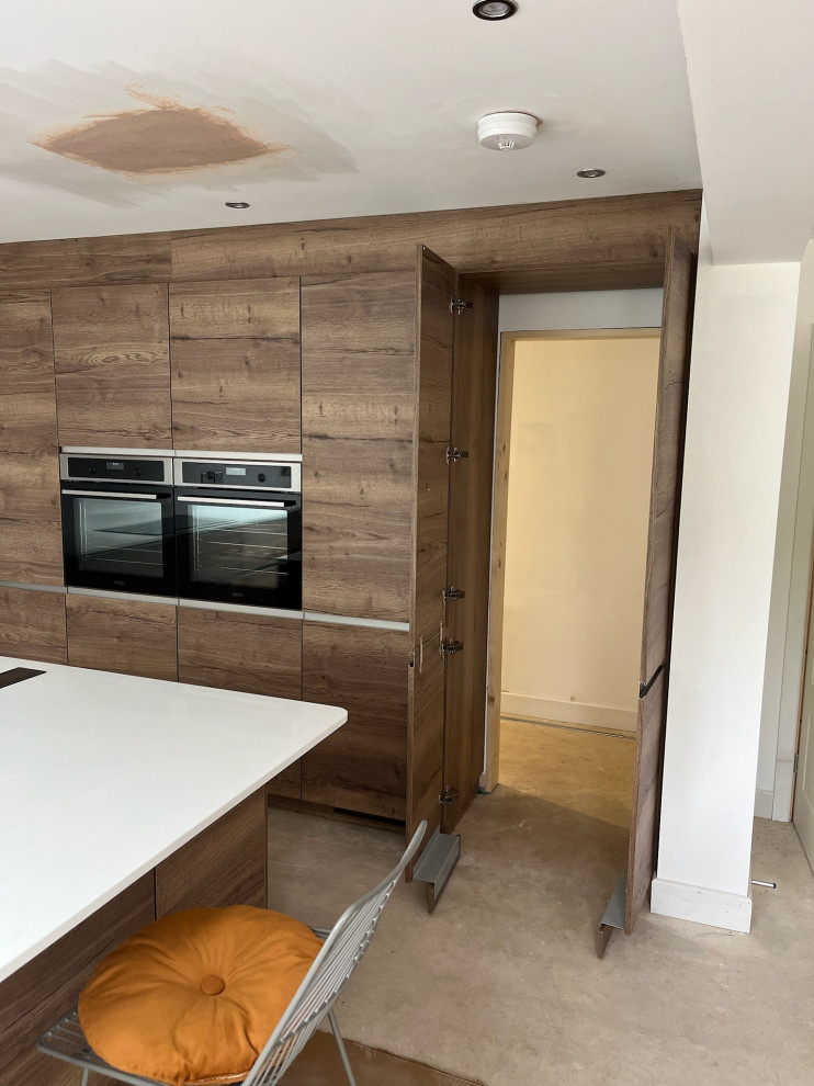 Havana Oak Handleless
