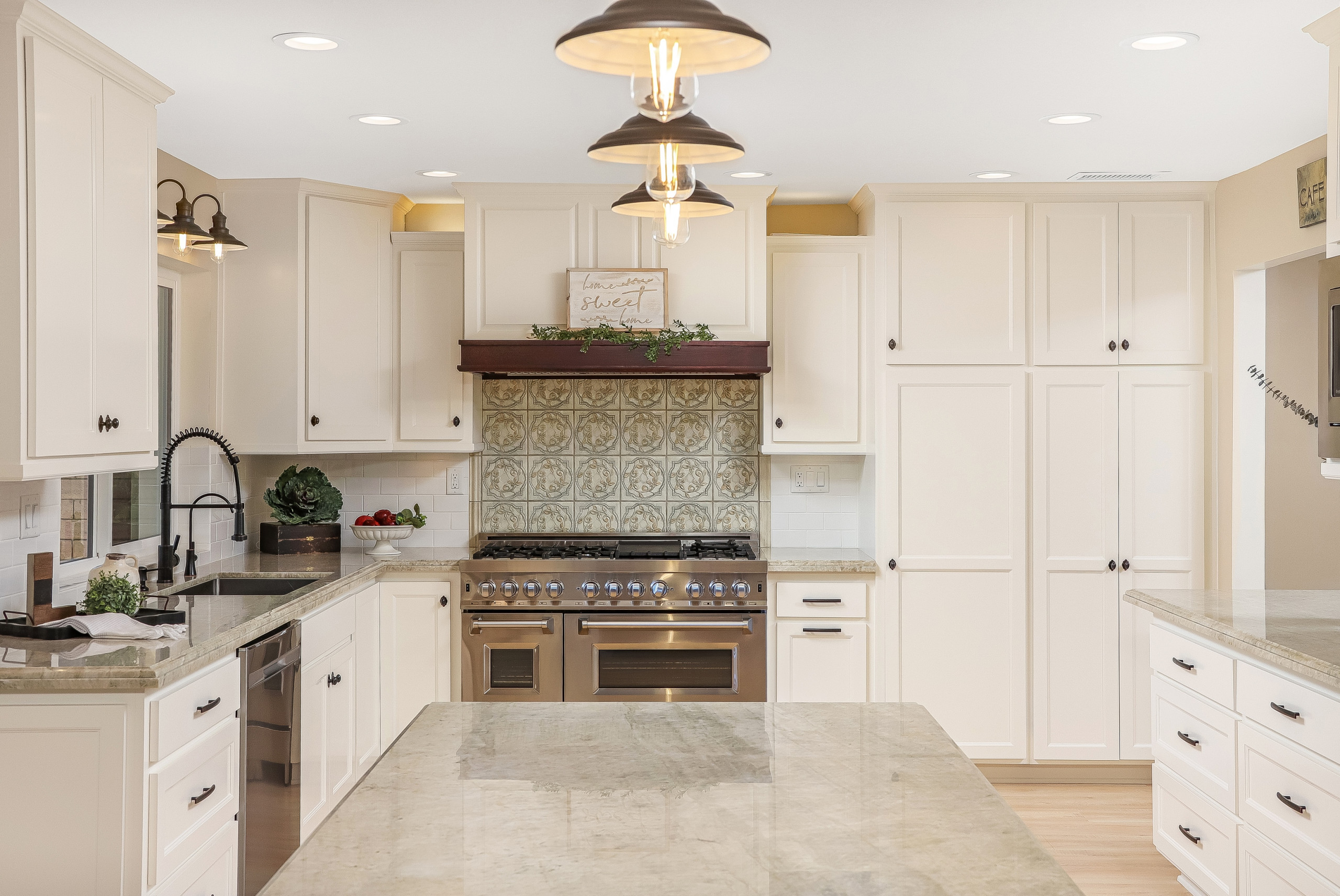 Timeless Kitchen Remodel Design in West Palmdale, CA *Manzanita
