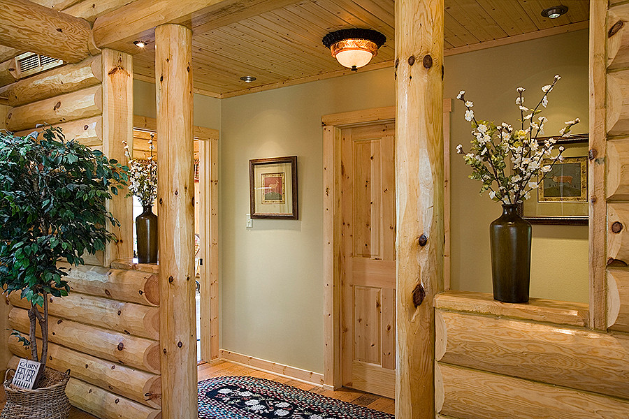 Design ideas for a country hallway in Milwaukee.