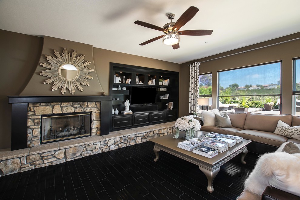 Inspiration for a transitional home design remodel in Orange County