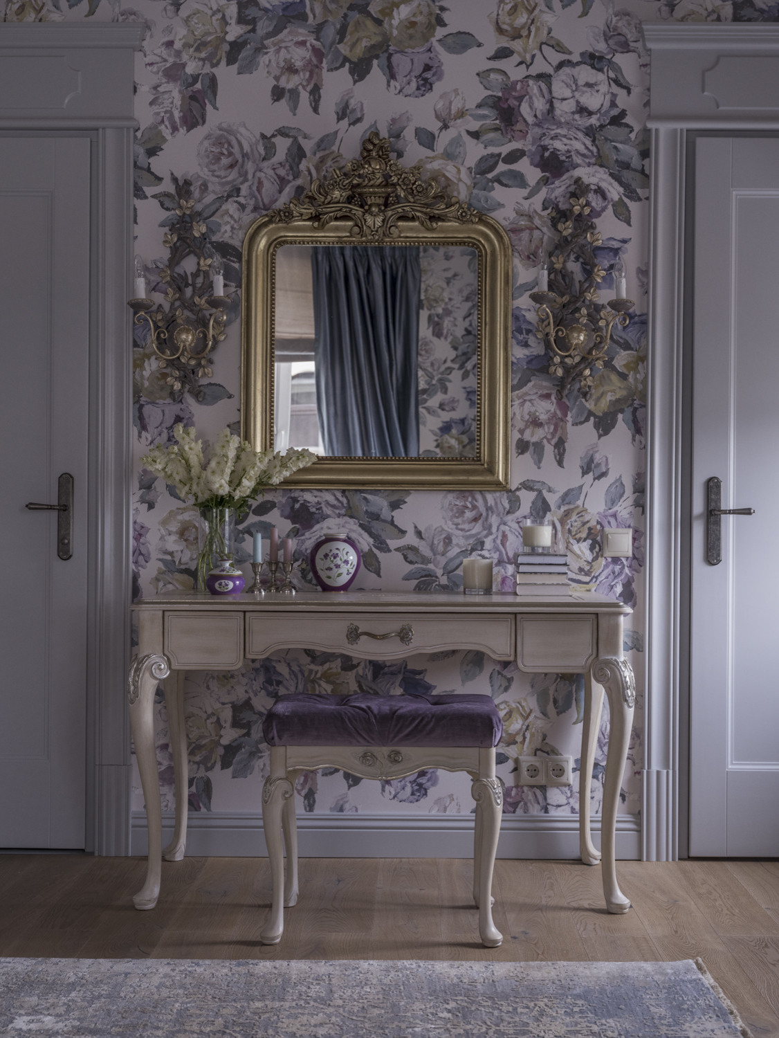 Светлый загородный дом. Дизайнер: Елена Румянцева