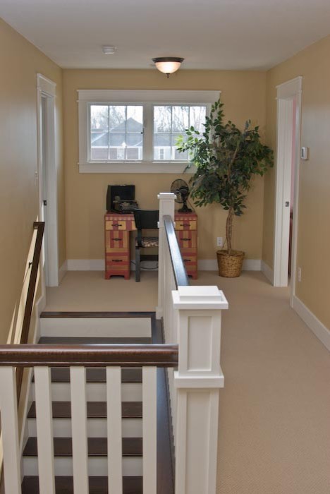 Design ideas for an arts and crafts staircase in Indianapolis.