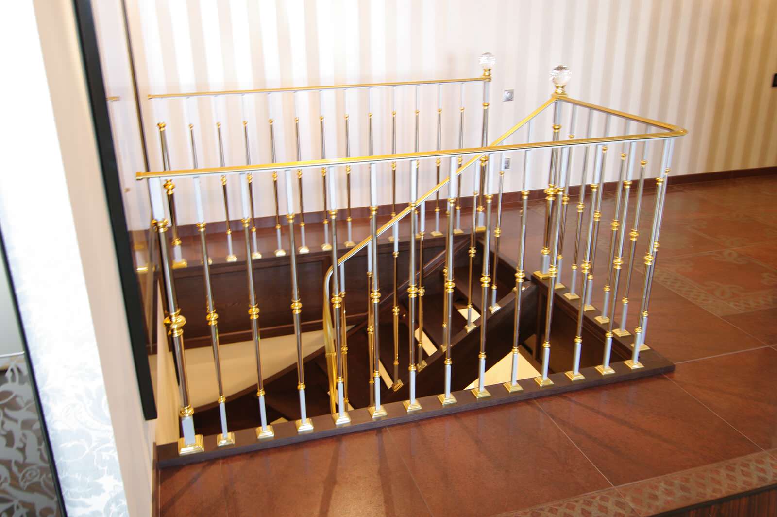 Элитные ограждения с кристаллами swarovski Grande forge (Франция), серия "Париж"