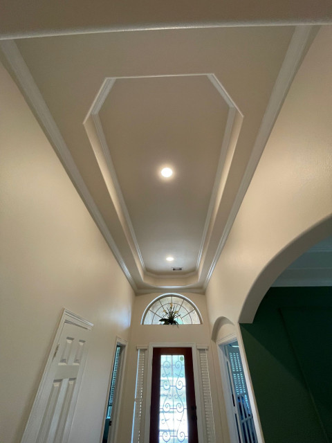 Home Remodeling Project mediterran-flur