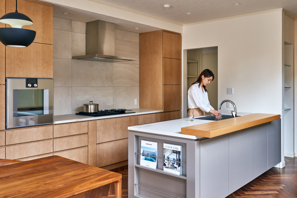 Photo of a contemporary kitchen in Tokyo.