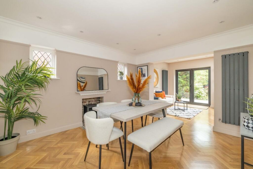 St Lawerence Rd - Stage to Sell