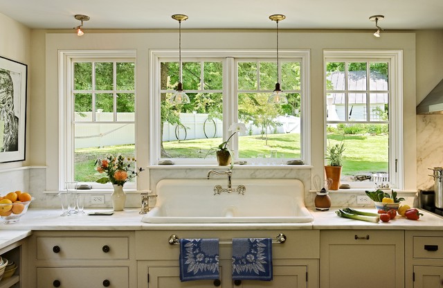Repurposing a salvaged sink traditional-kitchen