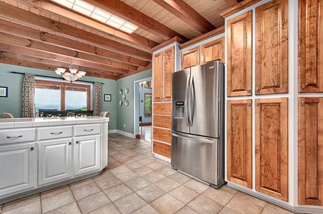 Whispering Wind modern-kitchen