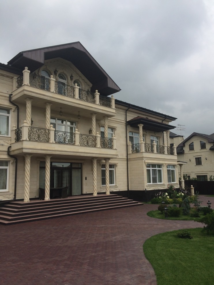 Облицовка фасадов натуральным камнем