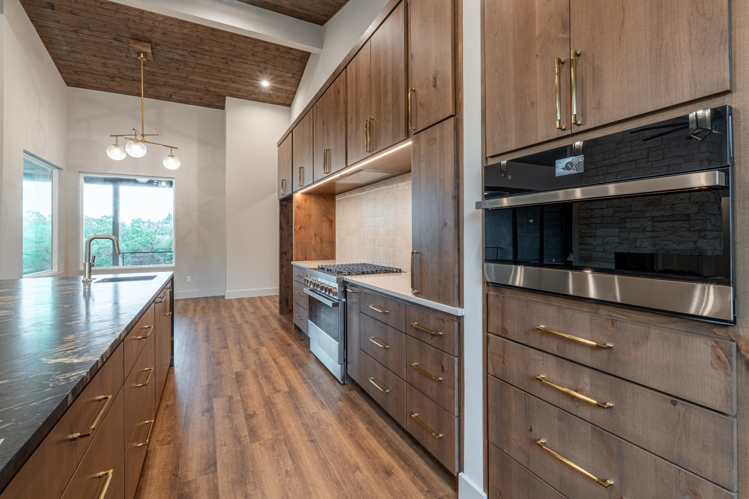 Modern Zen: 2,984 ft², 3 BR/2.5 BA/1 ST home