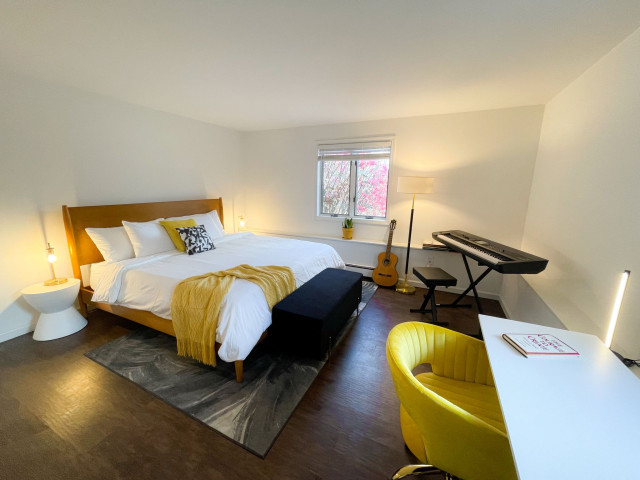 Getaway Upstate eclectic-bedroom