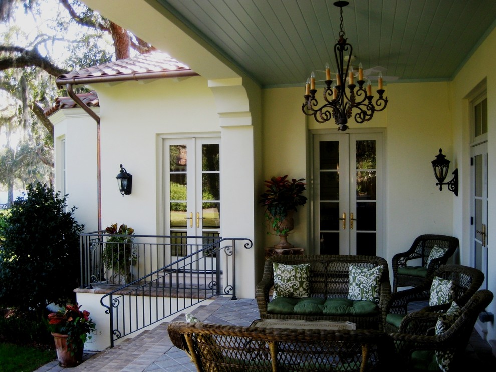 This is an example of a mediterranean patio in Jacksonville.