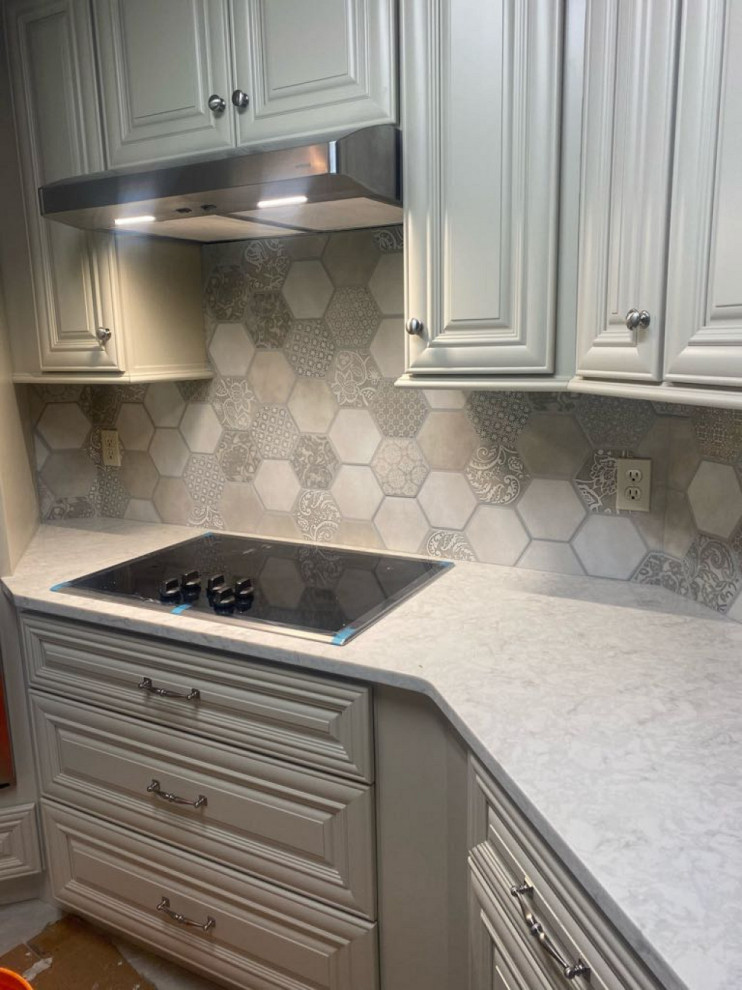 Kitchen Backsplash Installation