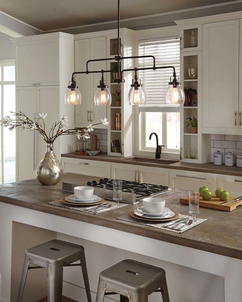 Kitchen - transitional kitchen idea in Denver