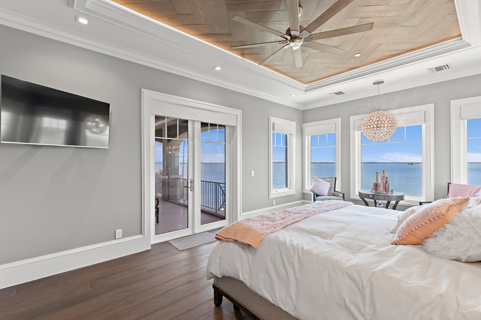 Inspiration for a beach style bedroom in Tampa.
