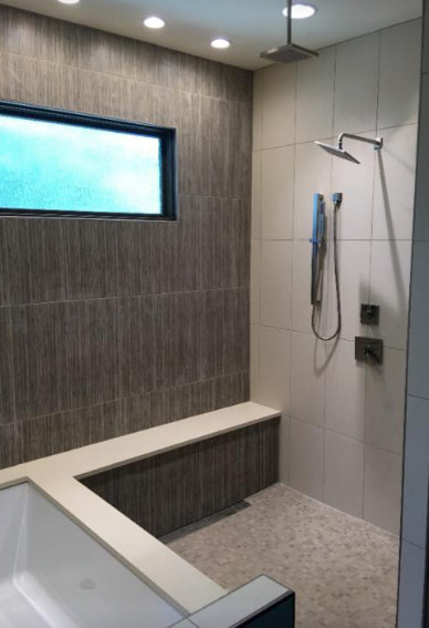 Bathroom - transitional bathroom idea
