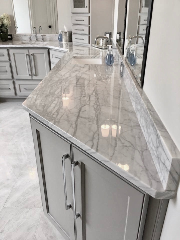 Lukino's Master bathroom