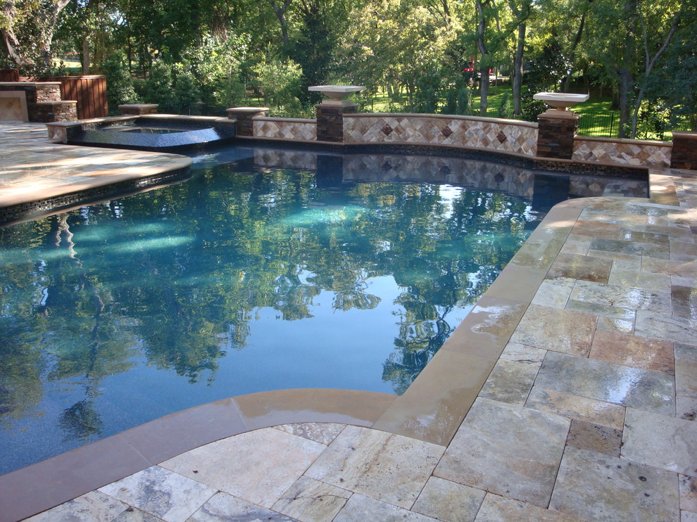 Design ideas for a traditional pool in Tampa.