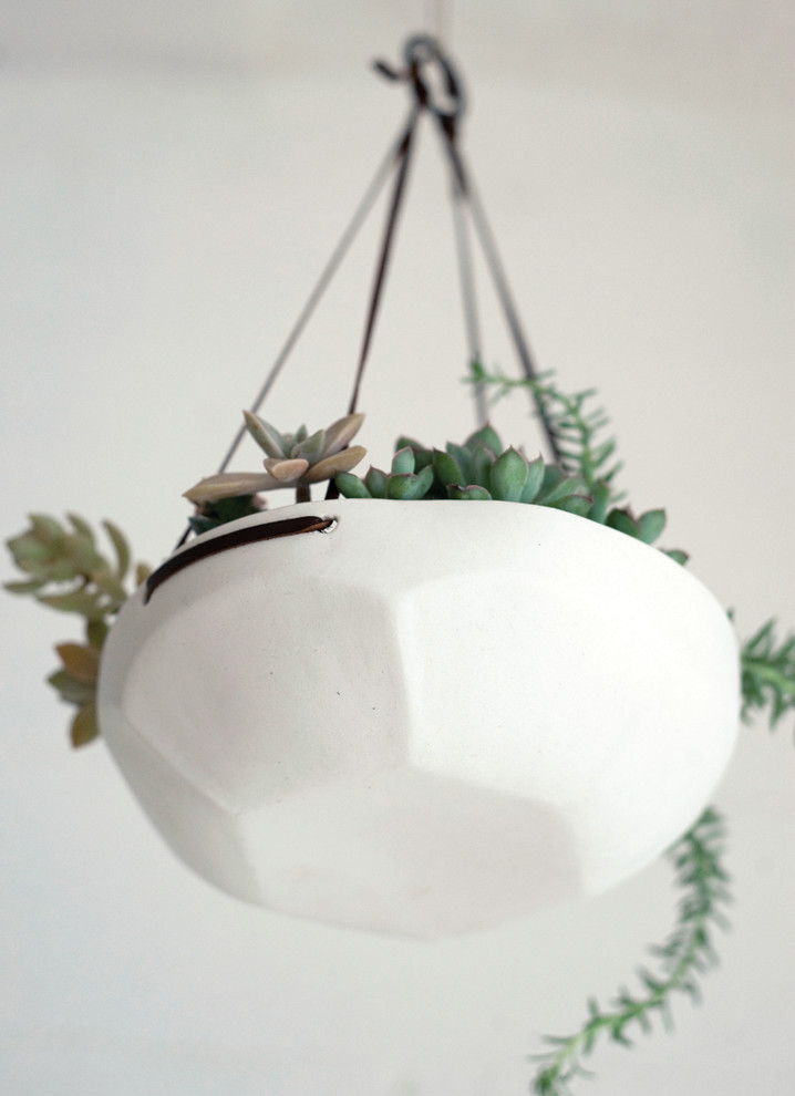 Faceted Hanging Tray