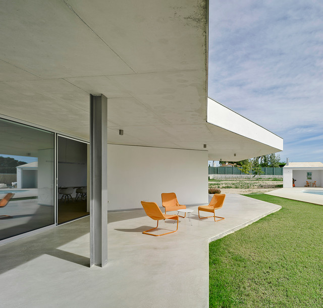 Casa Matola contemporaneo-facciata