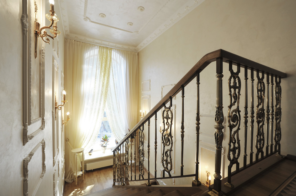 Частный коттедж.