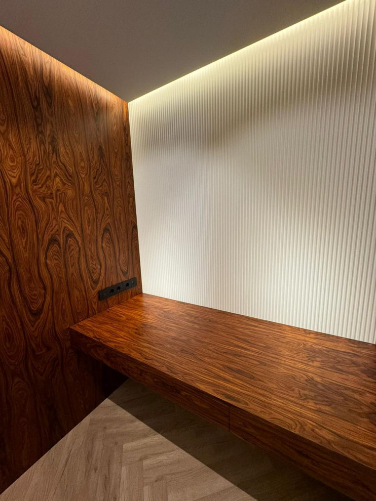 Стеновые панели и мебель в квартире